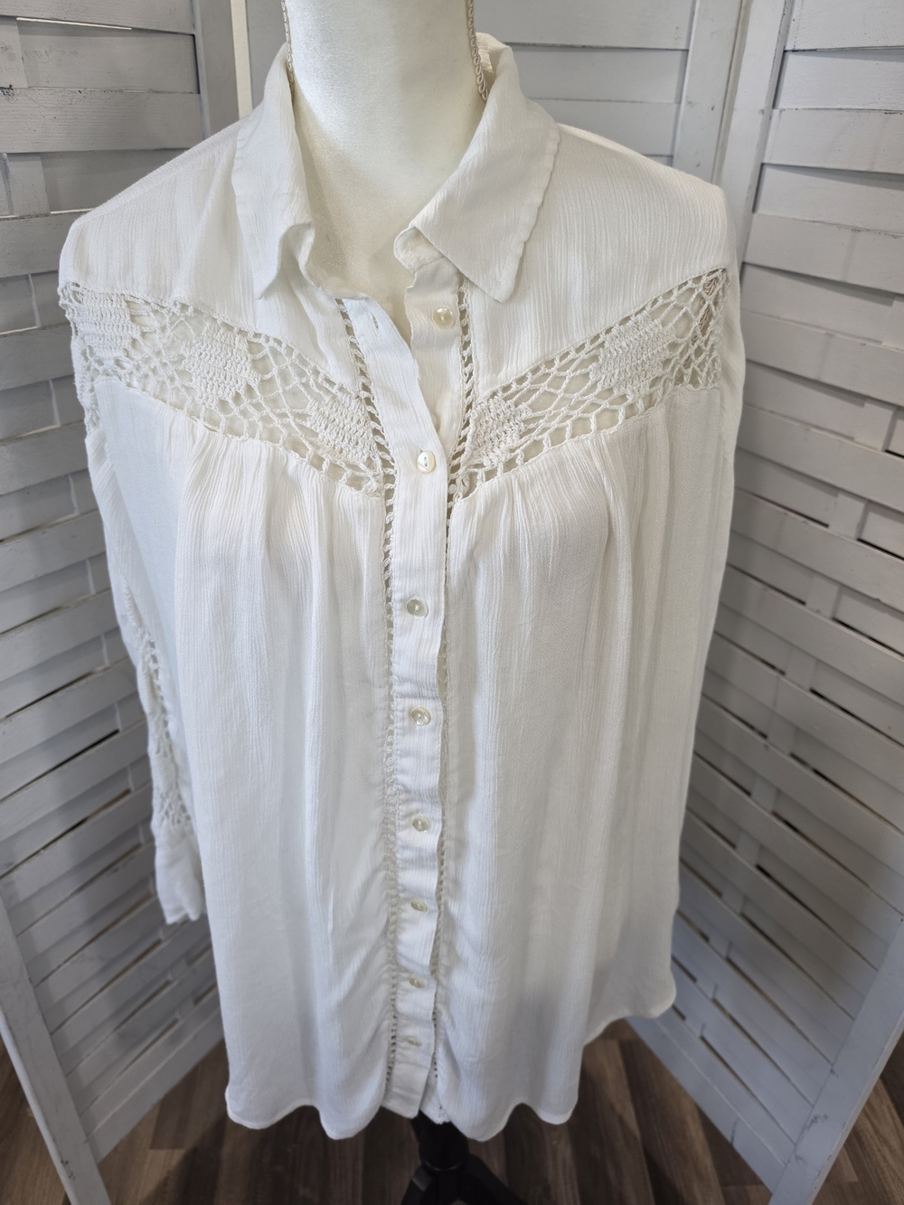 NWT Free People Cream Button-Front Crochet Yoke Blouse Size Medium